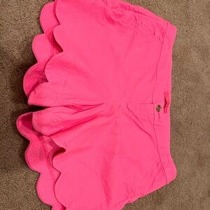 Lily Pulitzer Scalloped Short